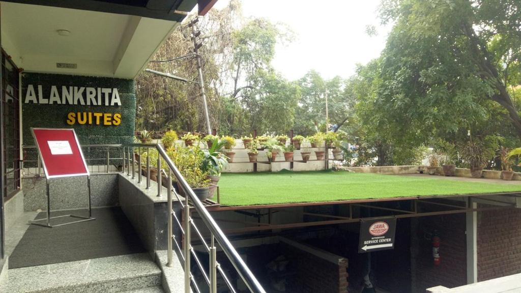 Alankrita Suites & Party Halls Meerut Exteriör bild